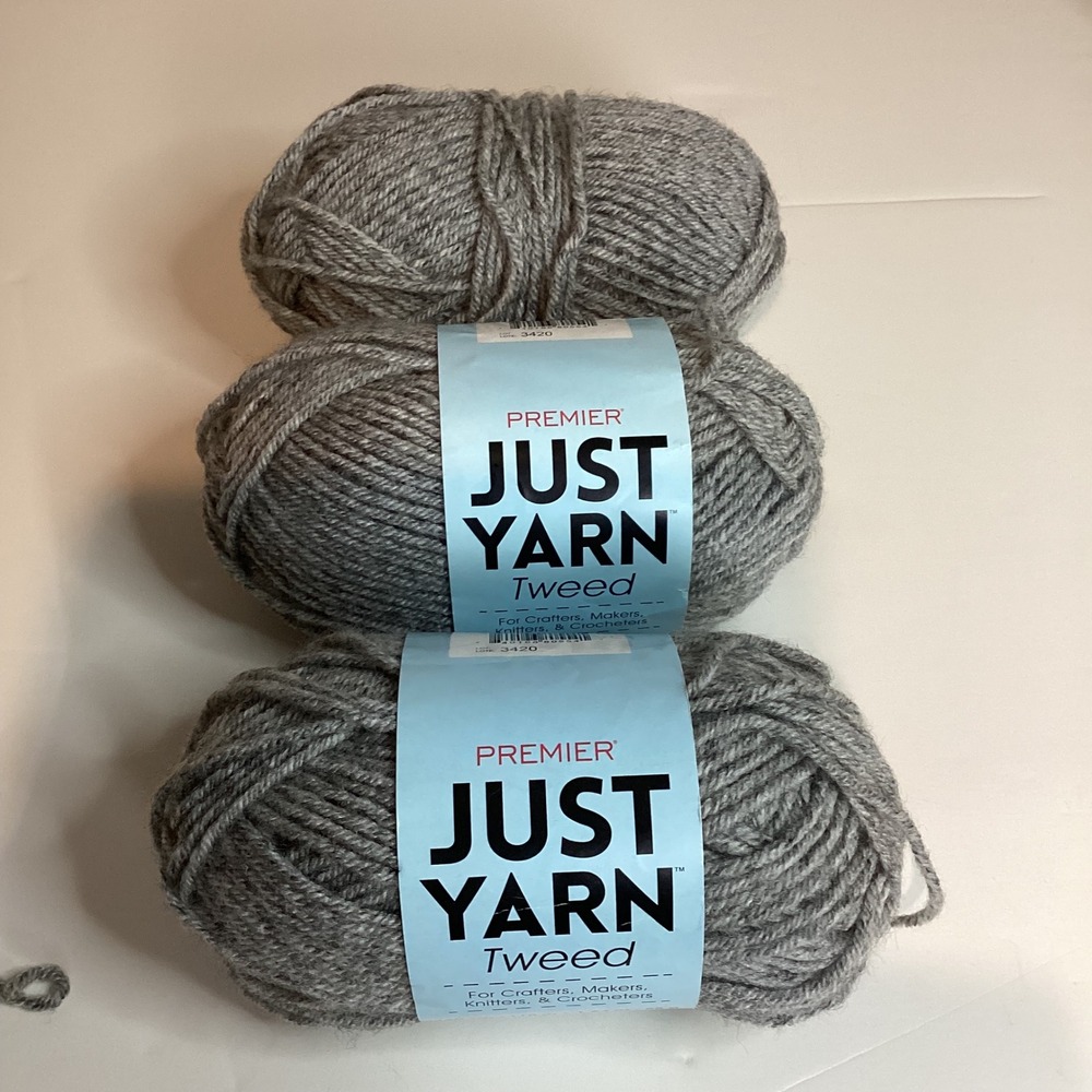 Premier Just Yarn Tweed Gray Tweed 2019-02 Medium 4 Acrylic 3 Skeins Lot 3420